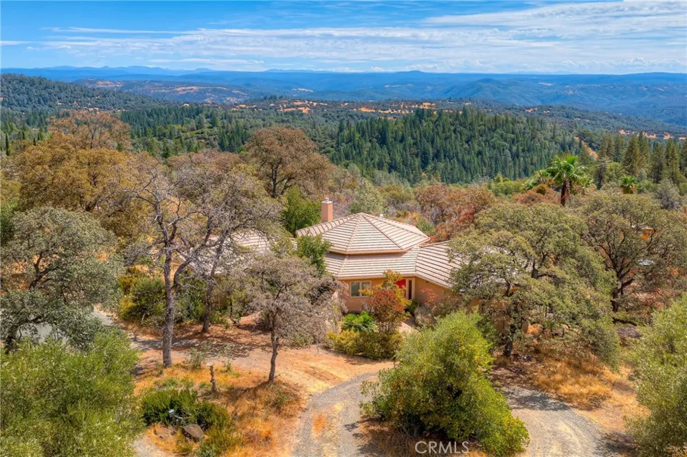 9018 winding way Oregon House, CA 95962