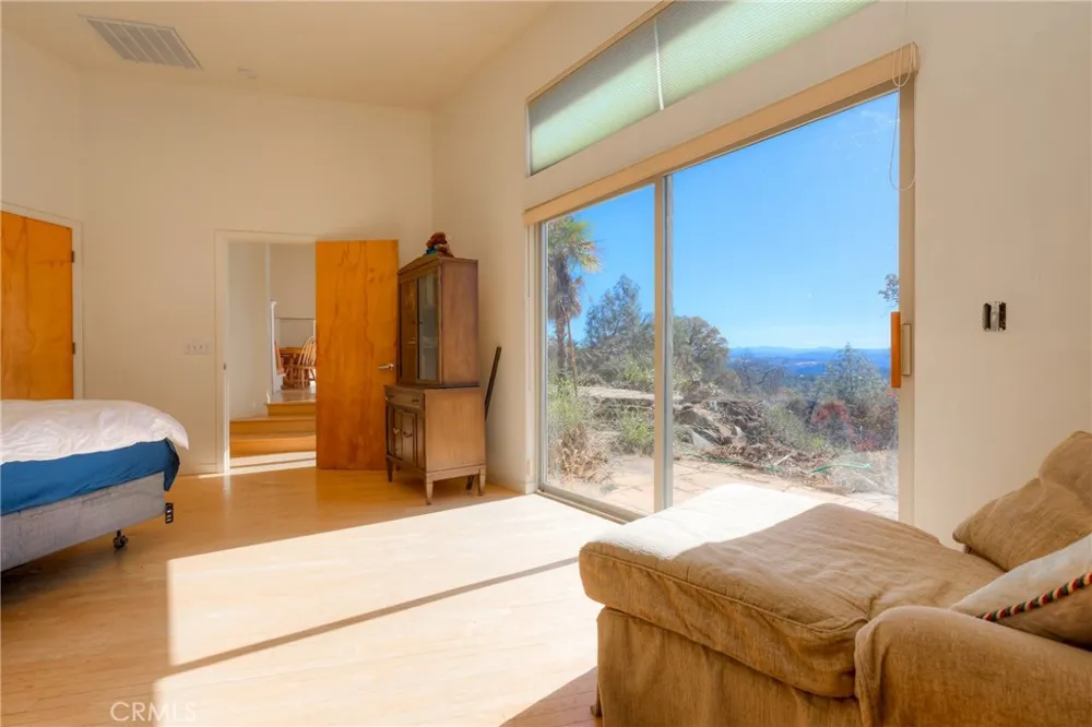 9018 winding way Oregon House, CA 95962