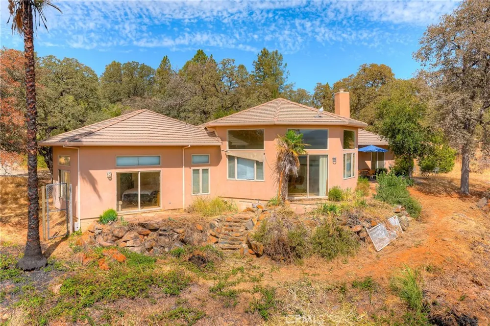 9018 winding way Oregon House, CA 95962