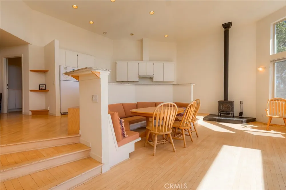 9018 winding way Oregon House, CA 95962