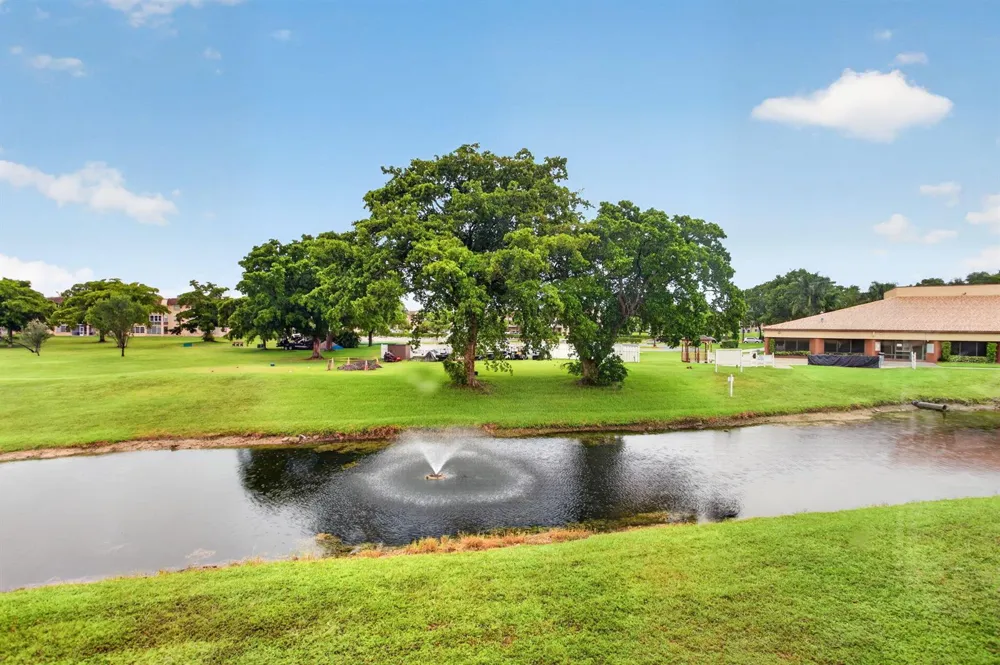 9201 Sunrise Lakes Boulevard #202 Sunrise, FL 33322