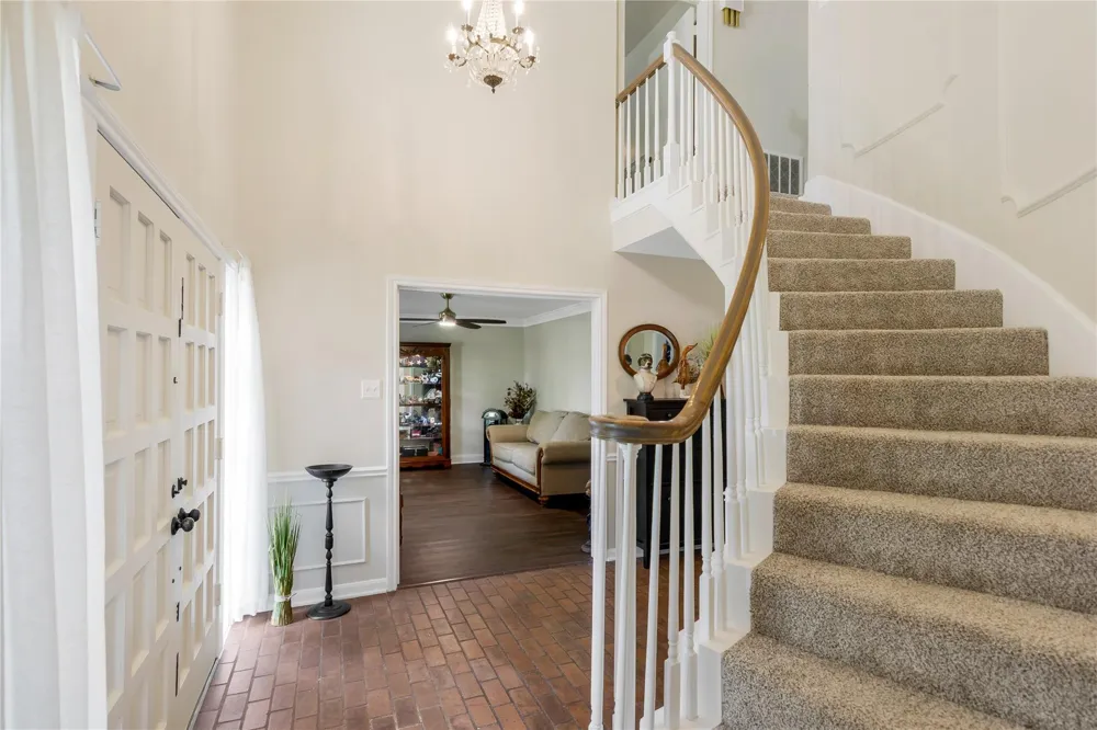 906 Glouchester Lane Houston, TX 77073