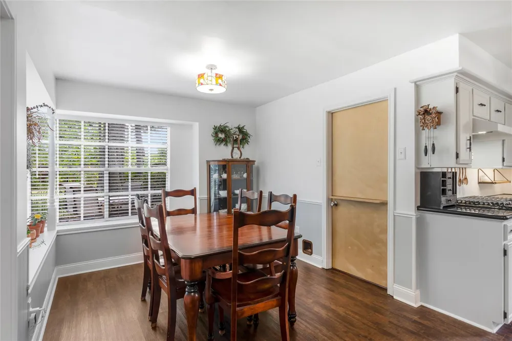 906 Glouchester Lane Houston, TX 77073