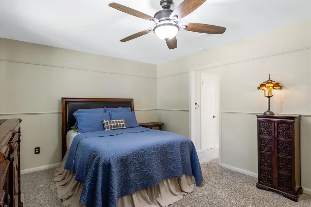 906 Glouchester Lane Houston, TX 77073