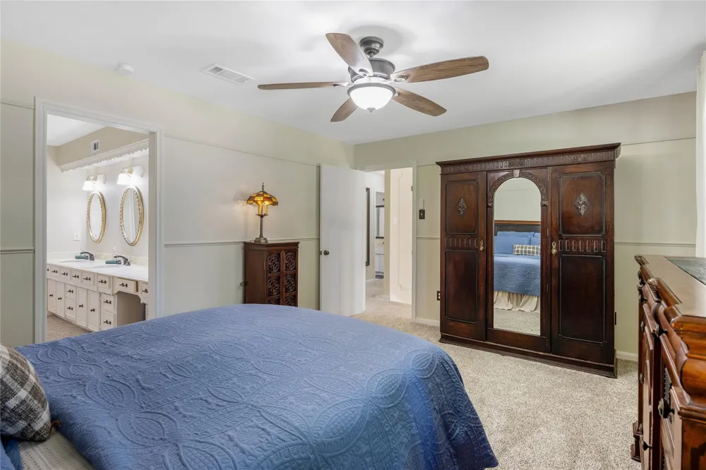 906 Glouchester Lane Houston, TX 77073