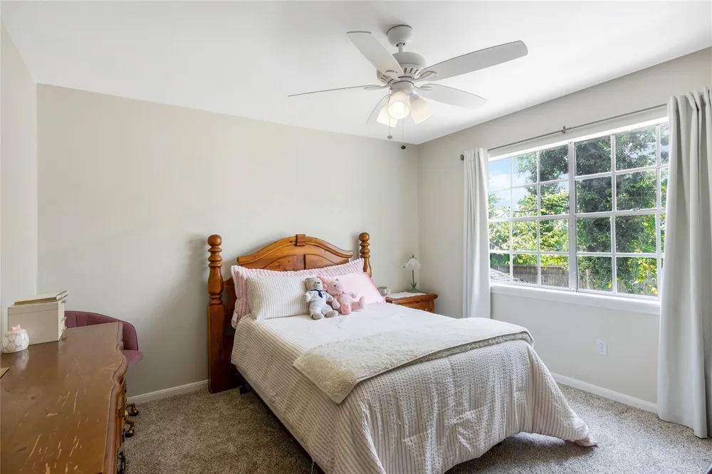 906 Glouchester Lane Houston, TX 77073