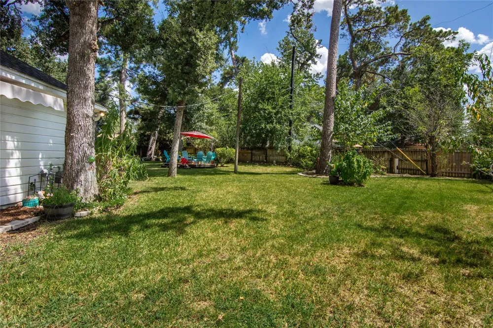 906 Glouchester Lane Houston, TX 77073