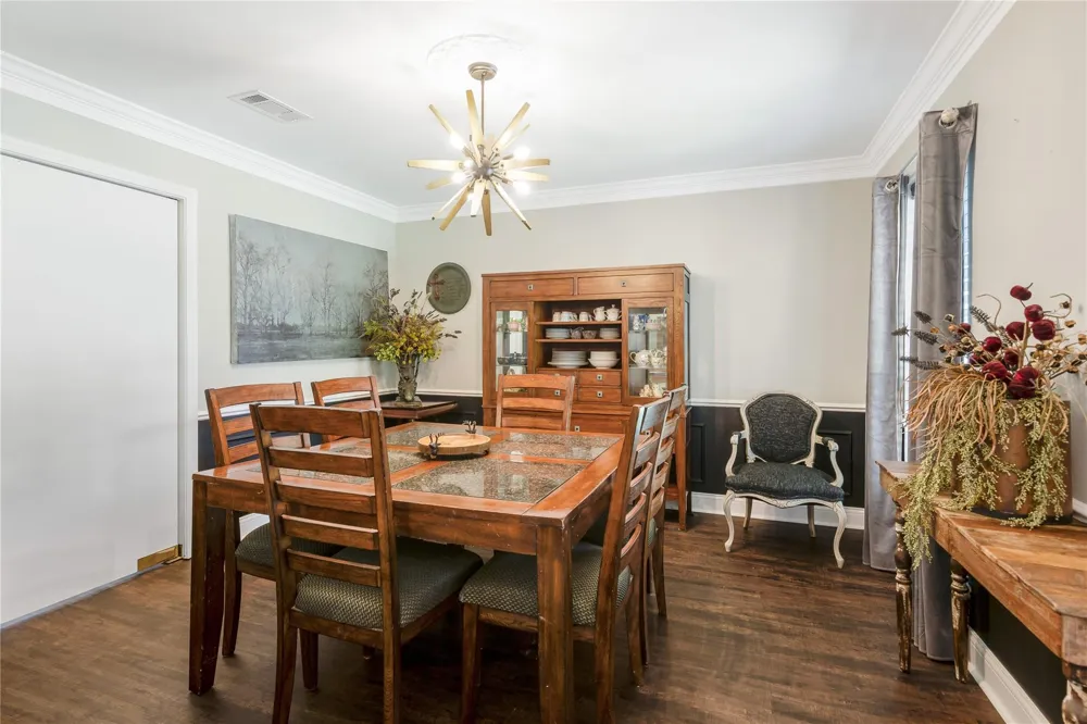 906 Glouchester Lane Houston, TX 77073