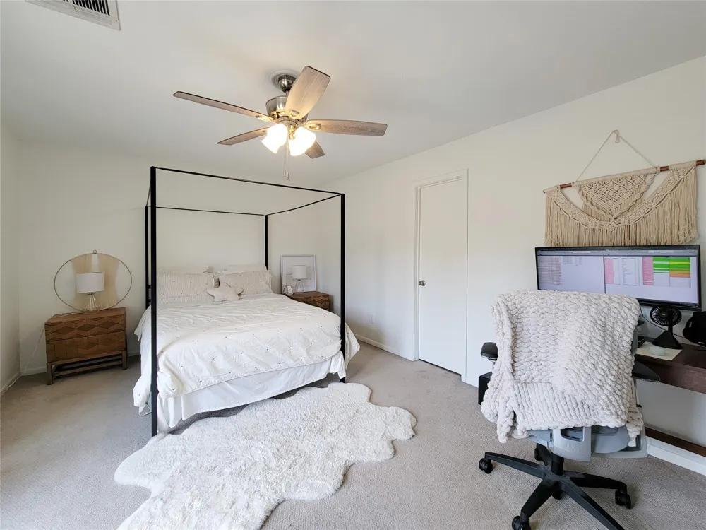 755 Bering Drive #B Houston, TX 77057