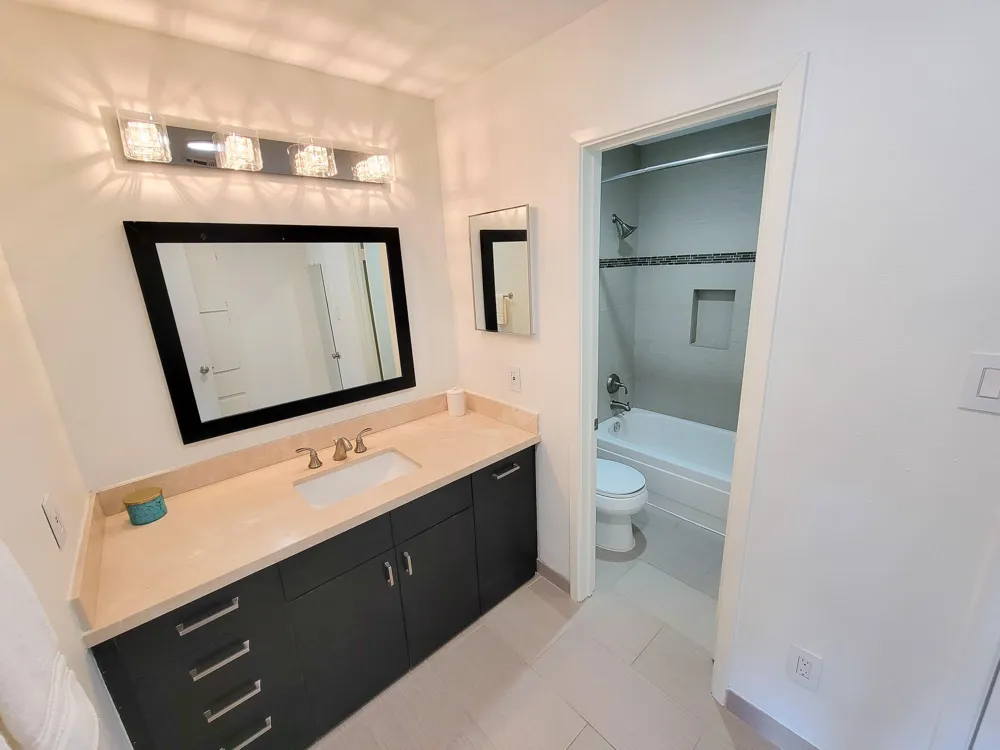 755 Bering Drive #B Houston, TX 77057