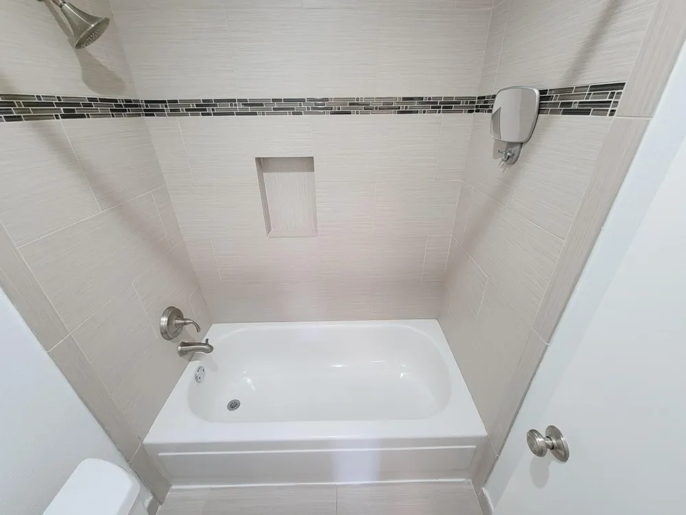 755 Bering Drive #B Houston, TX 77057