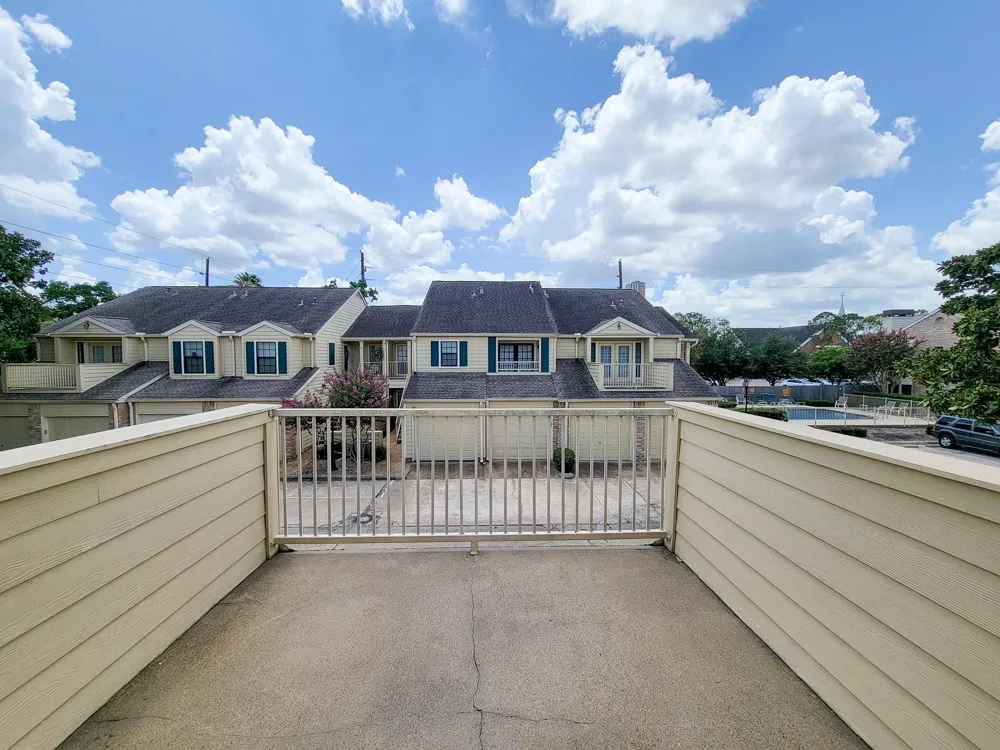 755 Bering Drive #B Houston, TX 77057