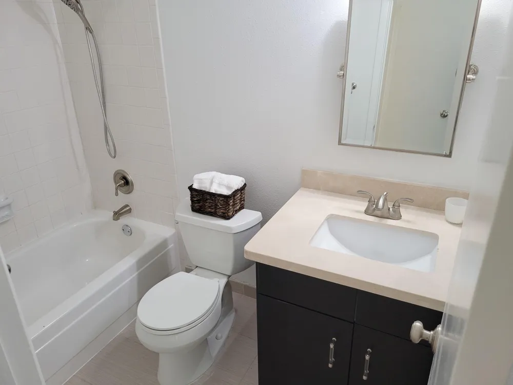 755 Bering Drive #B Houston, TX 77057
