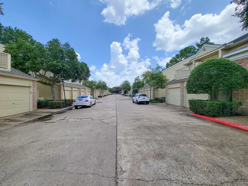 755 Bering Drive #B Houston, TX 77057