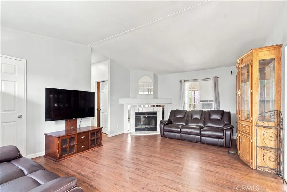 1241 N East St, Spc 96 Anaheim, CA 92805