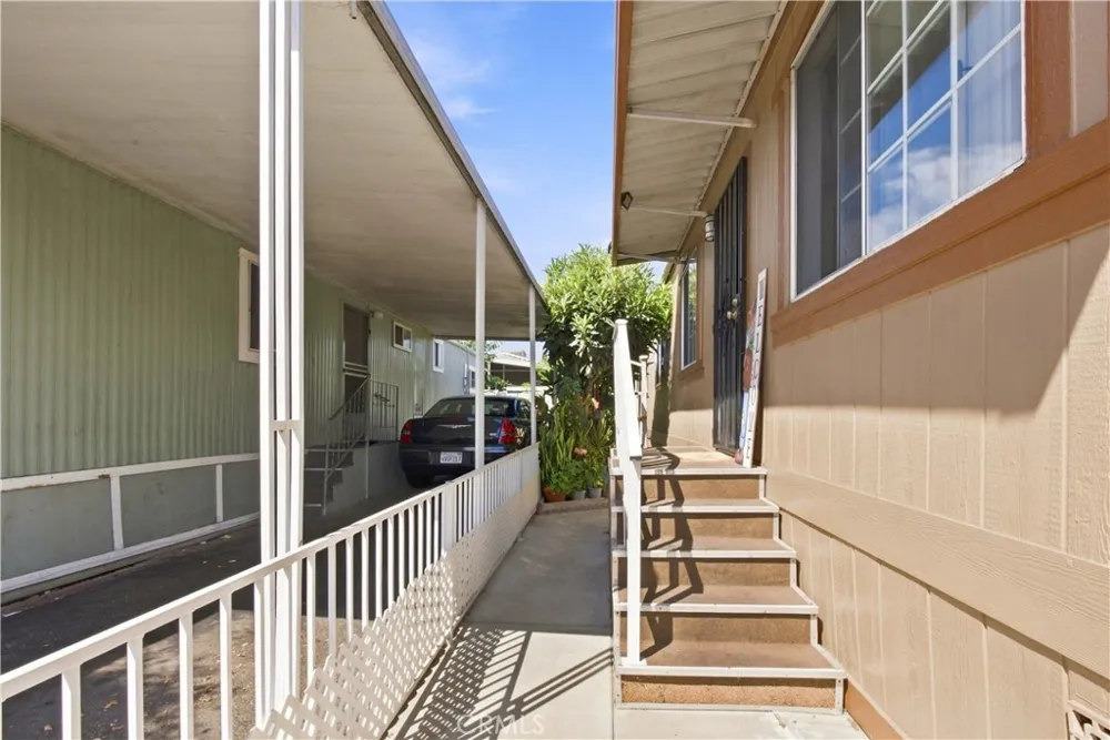 1241 N East St, Spc 96 Anaheim, CA 92805