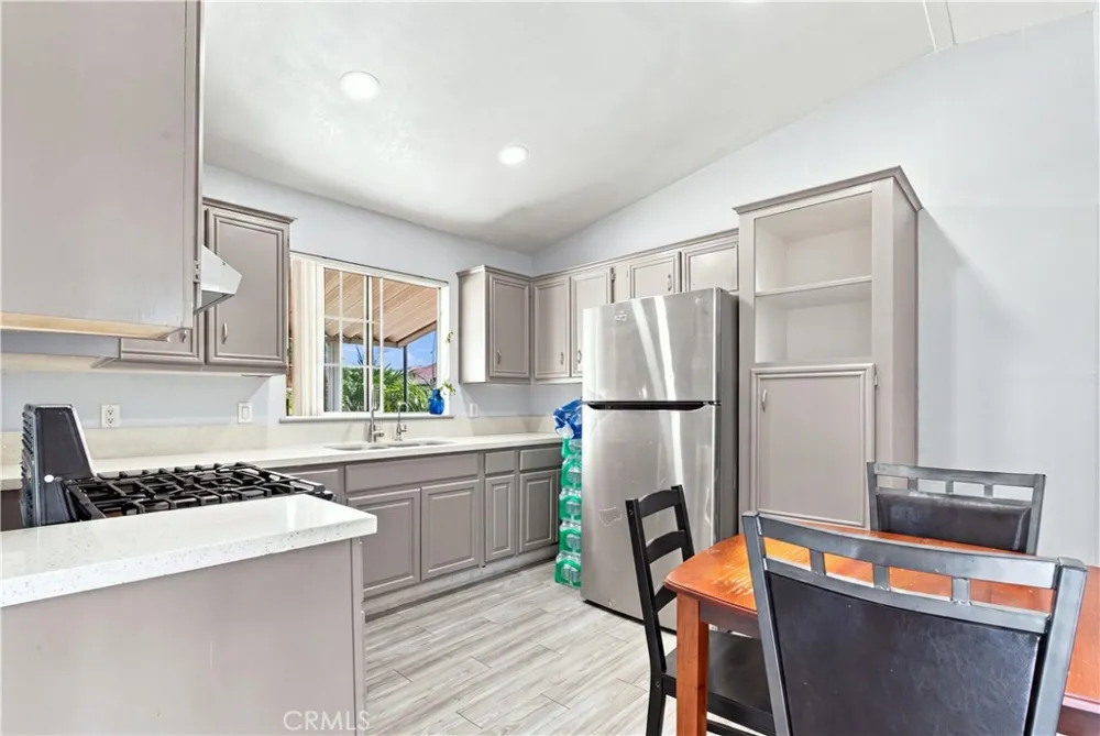 1241 N East St, Spc 96 Anaheim, CA 92805