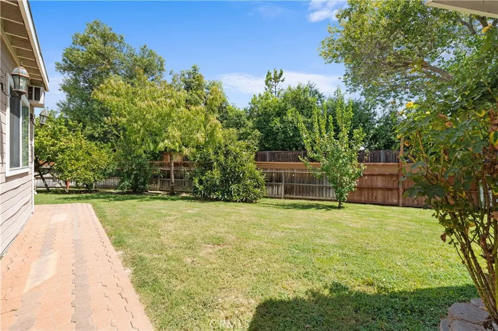 25538 Portola Loma Linda, CA 92354