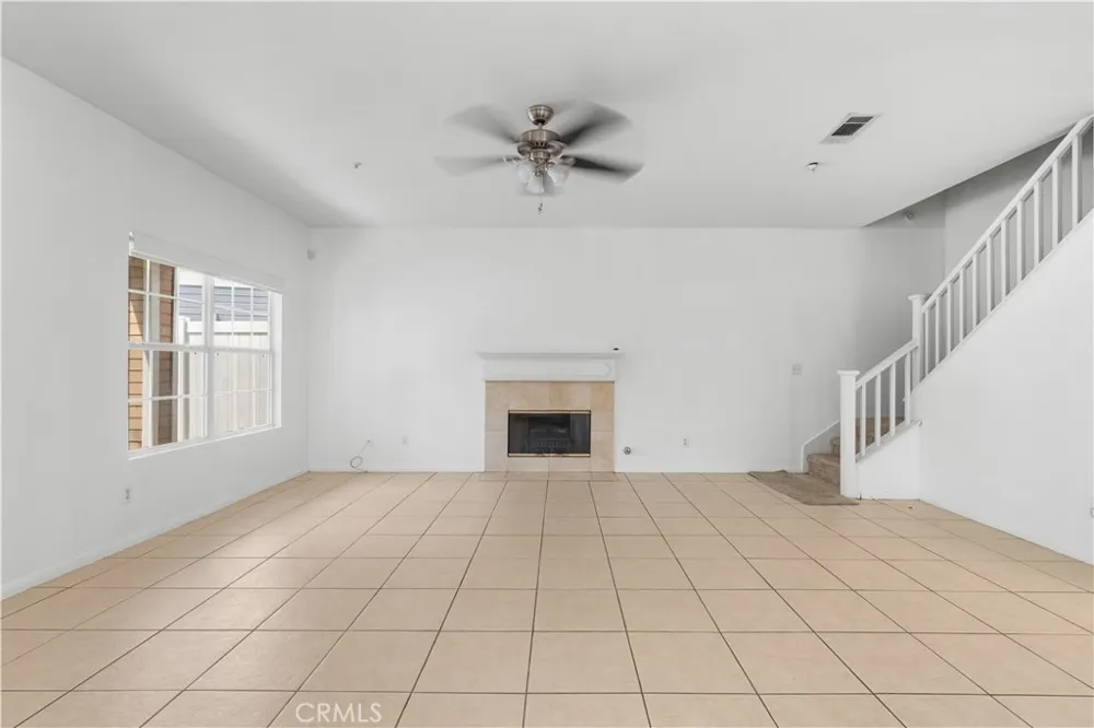 25538 Portola Loma Linda, CA 92354