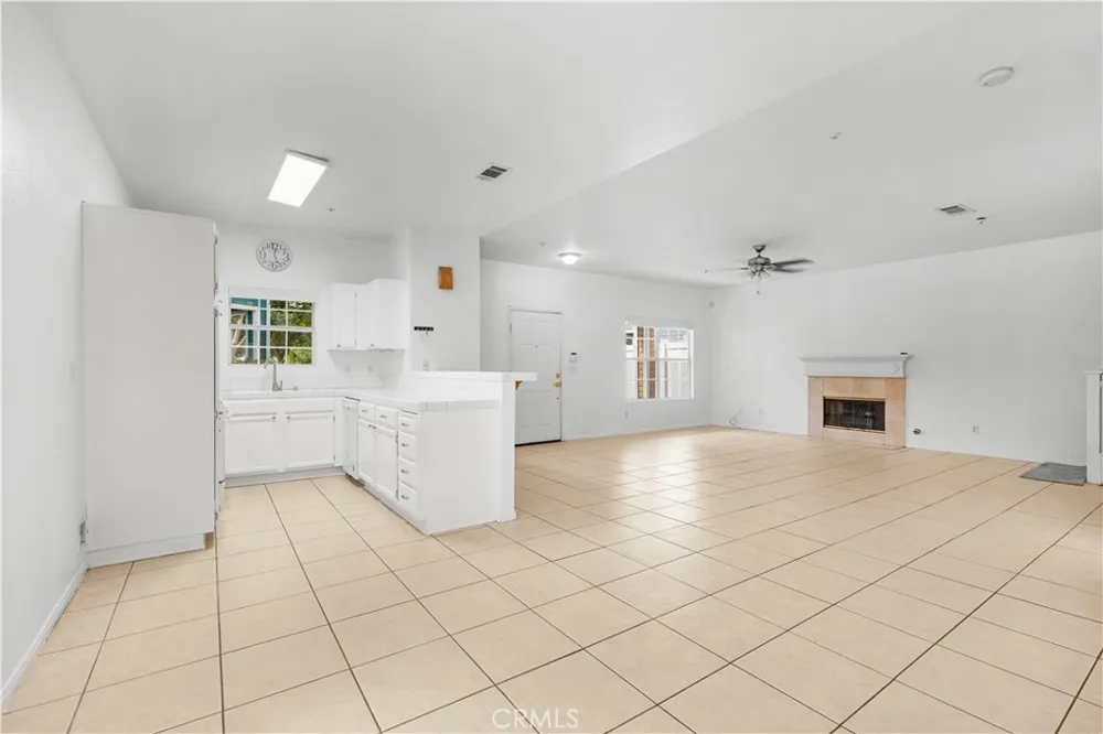 25538 Portola Loma Linda, CA 92354