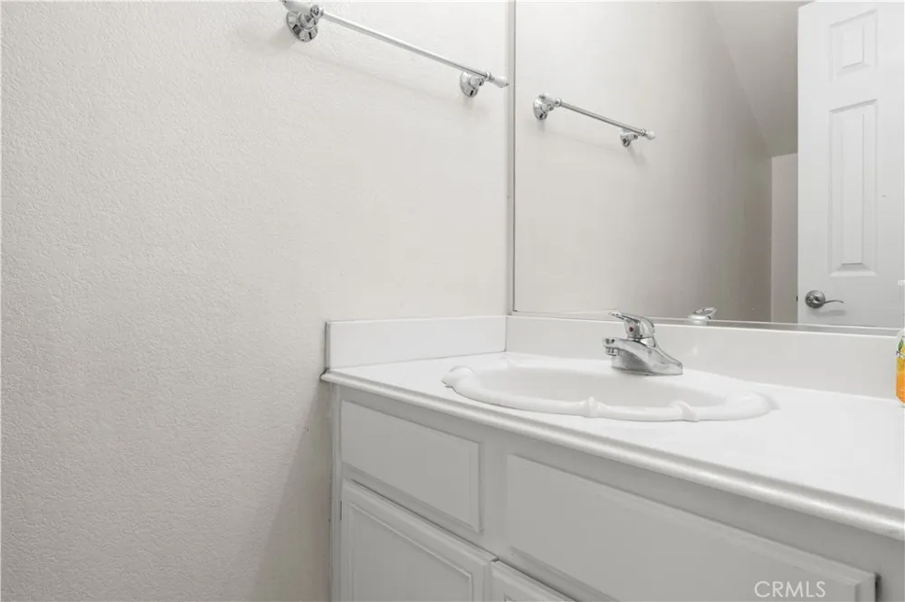 25538 Portola Loma Linda, CA 92354