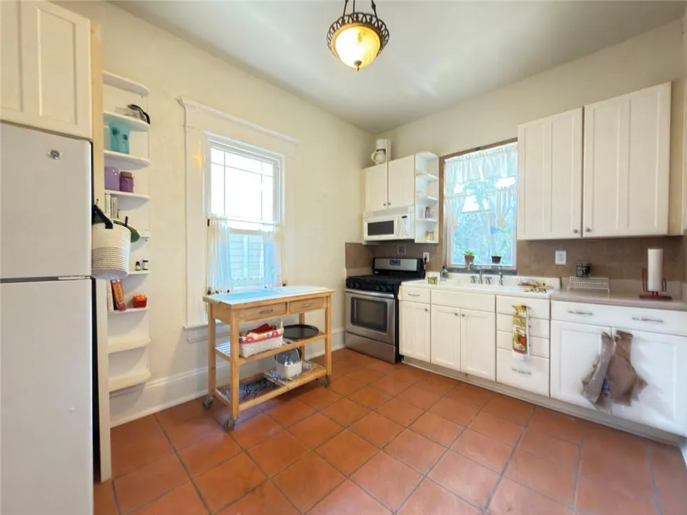 1453 Metropolitan Parkway SW Atlanta, GA 30310