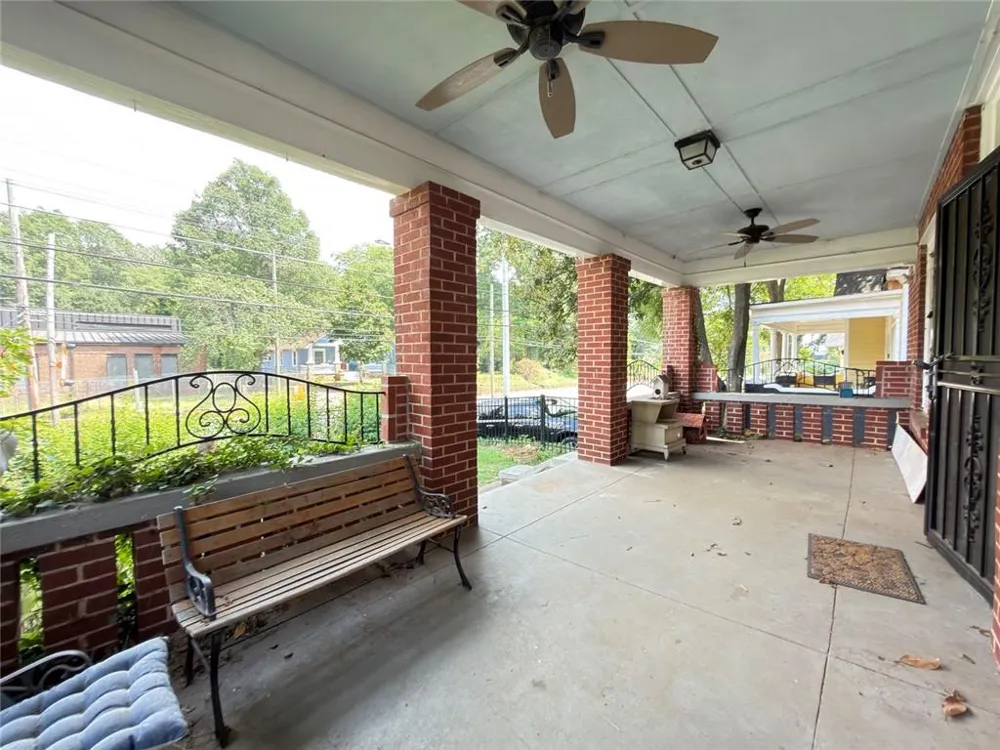 1453 Metropolitan Parkway SW Atlanta, GA 30310