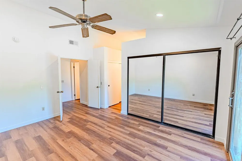 637 Redlands Place Bonita, CA 91902