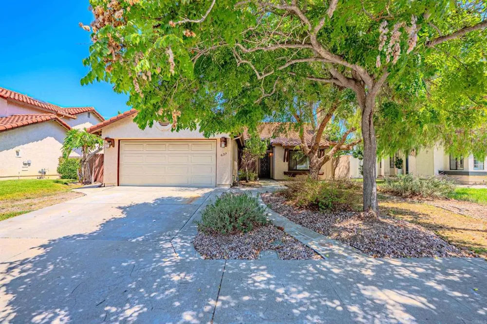 637 Redlands Place Bonita, CA 91902