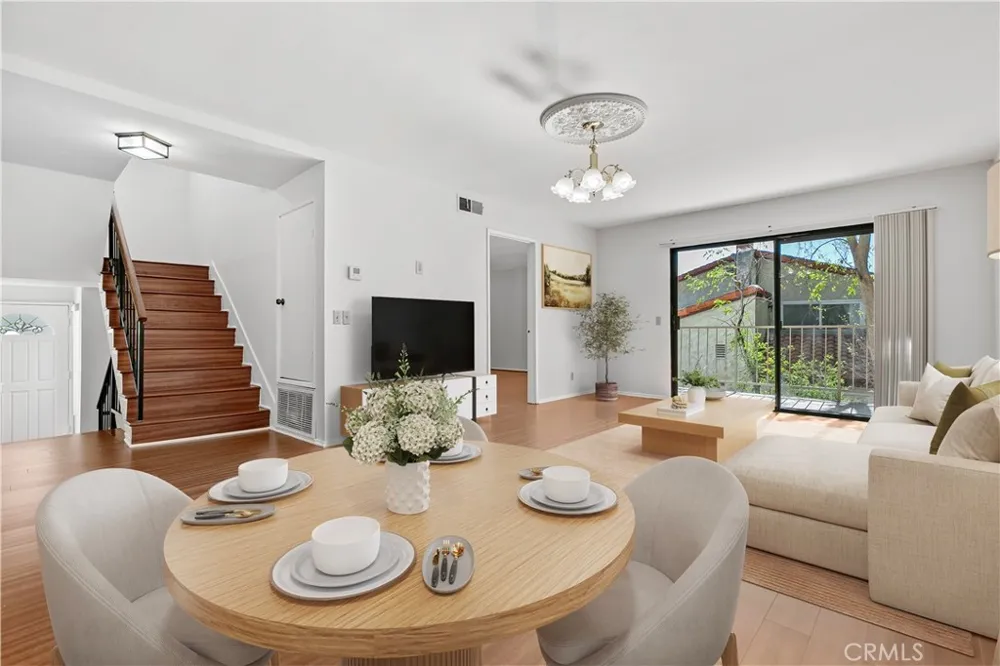 1321 Greenbriar Glendale, CA 91207