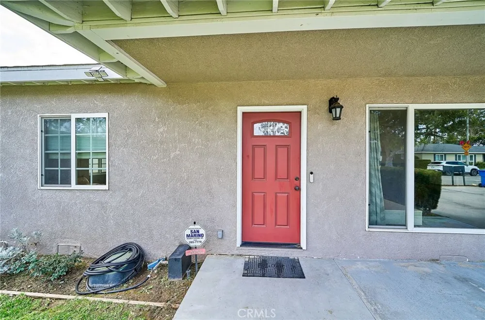 122 E El Norte Monrovia, CA 91016