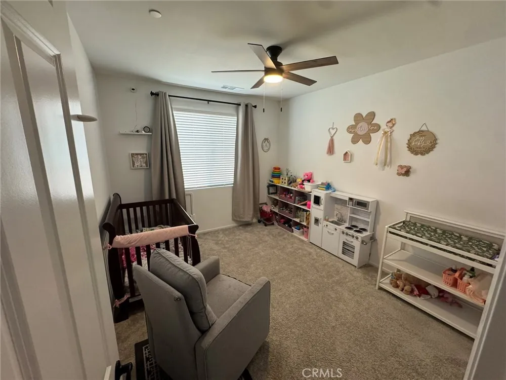 11907 Caleta Victorville, CA 92392