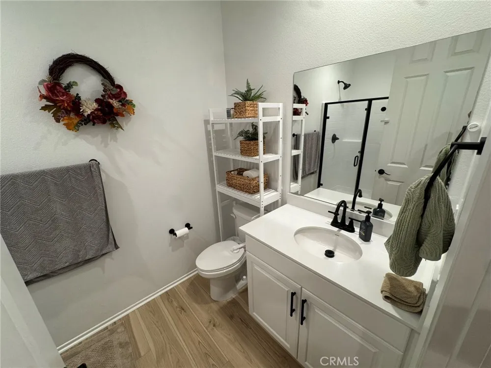 11907 Caleta Victorville, CA 92392