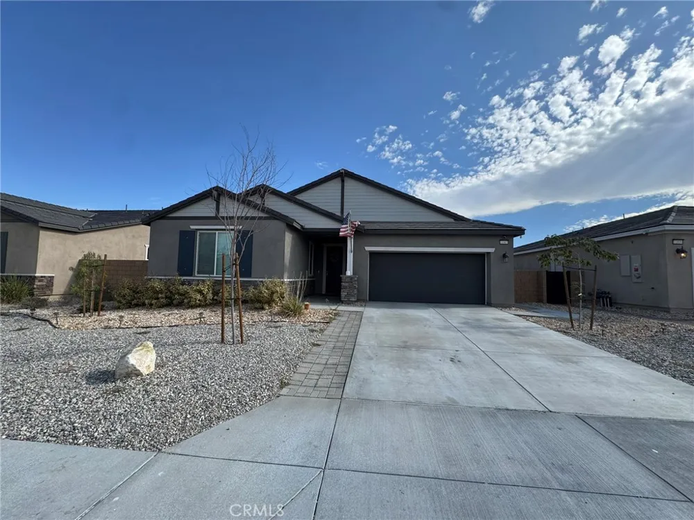11907 Caleta Victorville, CA 92392