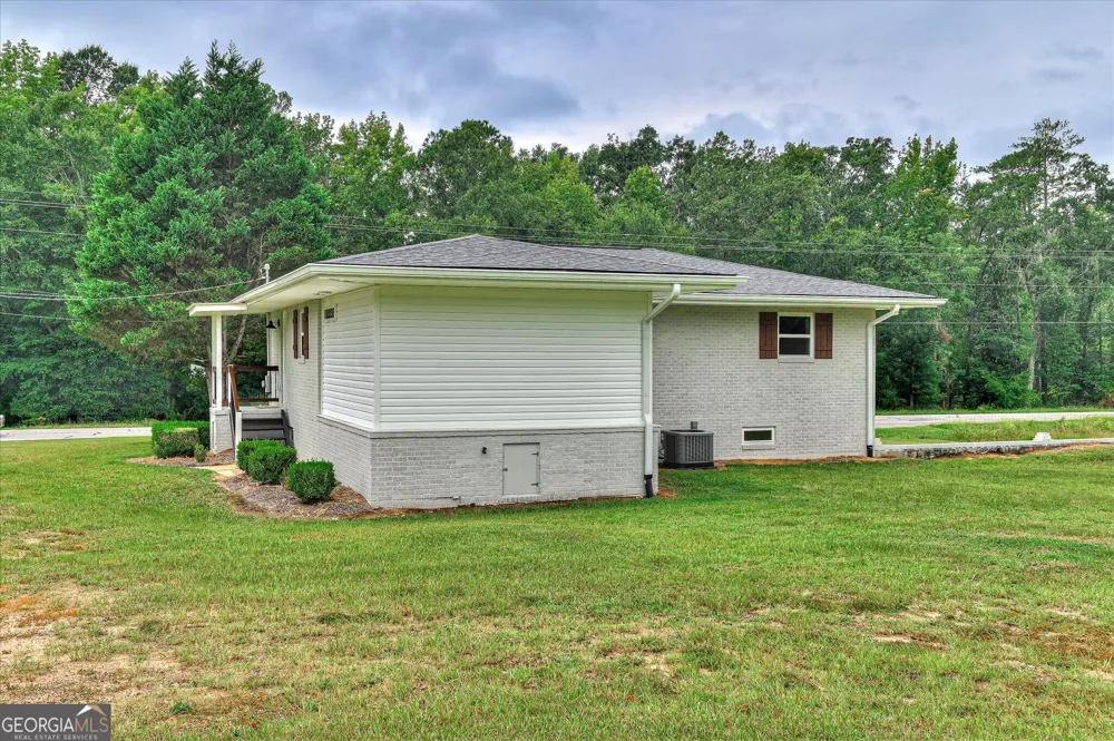 1714 Wrens HWY Thomson, GA 30824