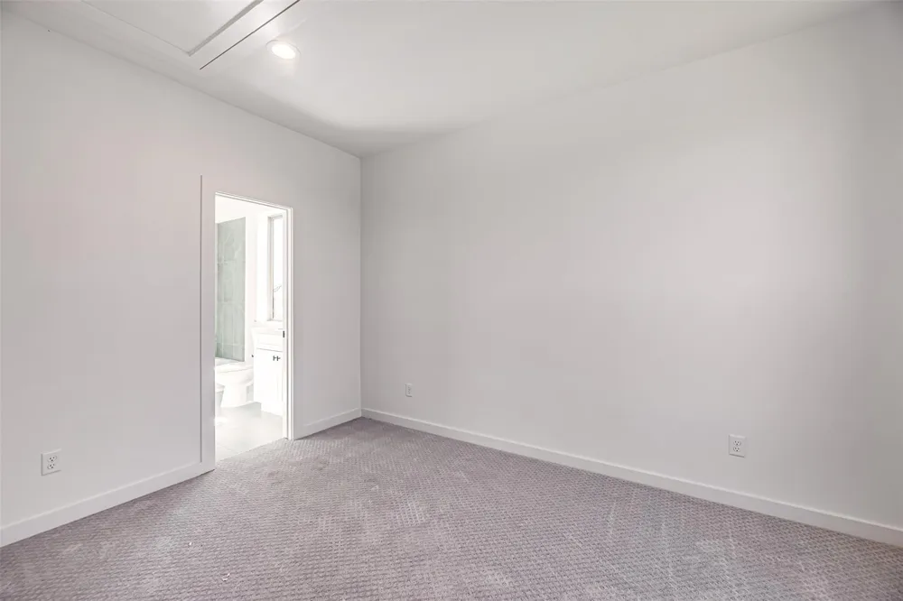 2318 Mills Street Houston, TX 77026