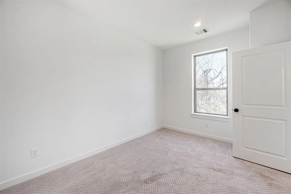 2318 Mills Street Houston, TX 77026