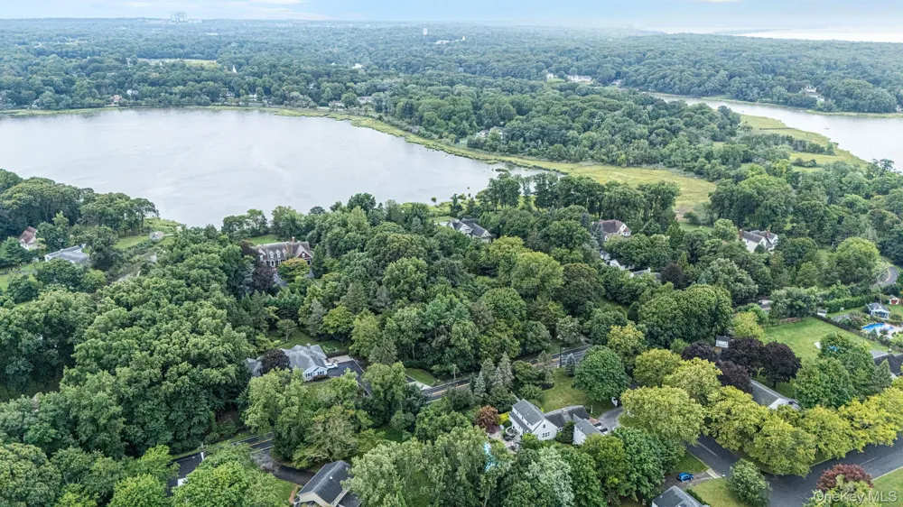 59 Dyke Road Setauket, NY 11733
