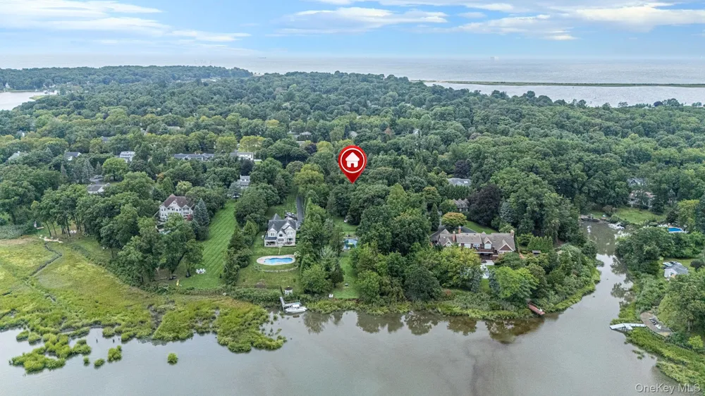 59 Dyke Road Setauket, NY 11733