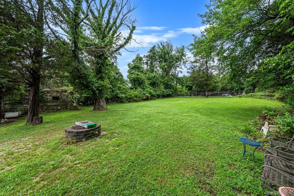 59 Dyke Road Setauket, NY 11733