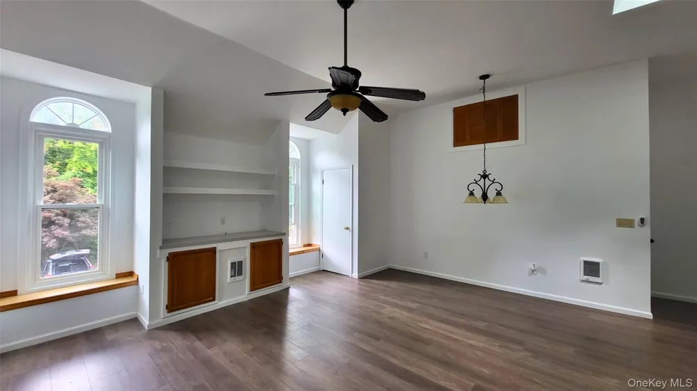 19 A Friendship Lane Red Hook, NY 12571