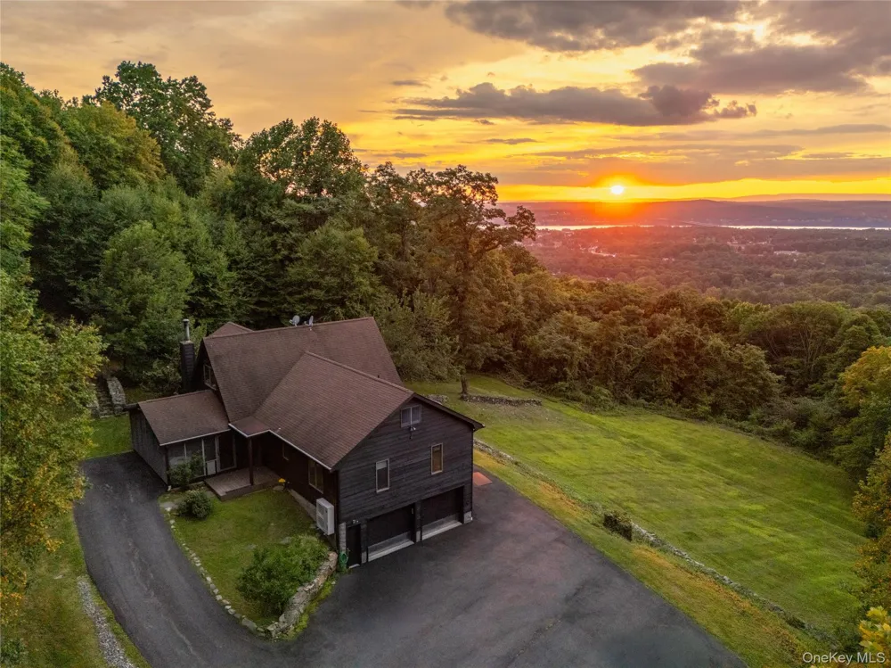 36 Blue Grass Lane Beacon, NY 12508