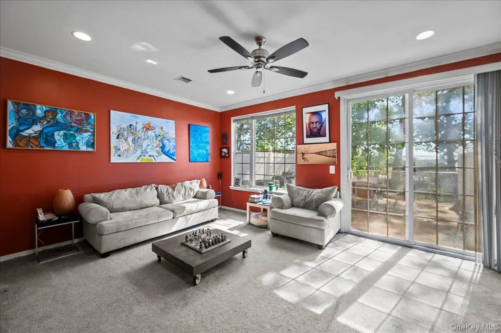 56 Heron Lane #393 Bronx, NY 10473