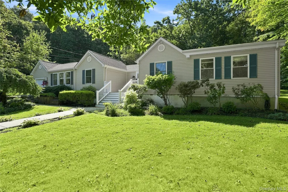 5 Mountain Drive Mahopac, NY 10541