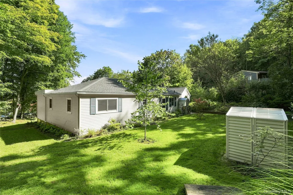 5 Mountain Drive Mahopac, NY 10541
