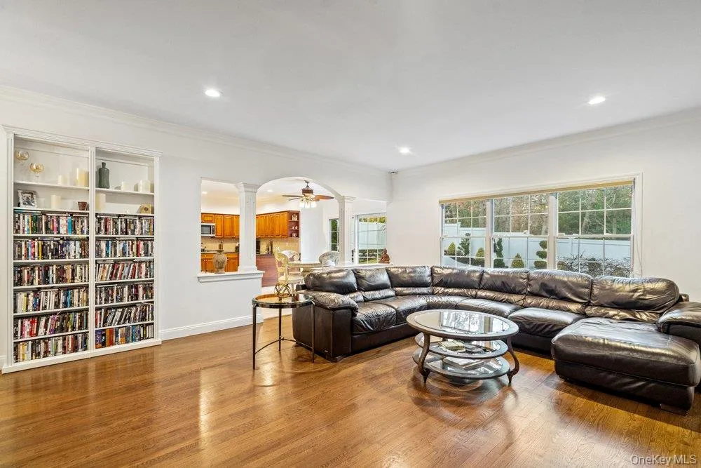 1 Fairway Drive Old Bethpage, NY 11804