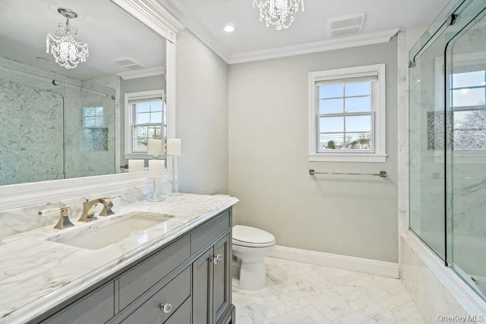1 Fairway Drive Old Bethpage, NY 11804