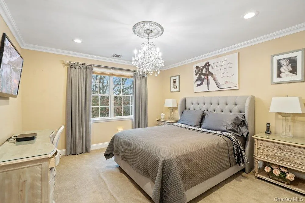 1 Fairway Drive Old Bethpage, NY 11804