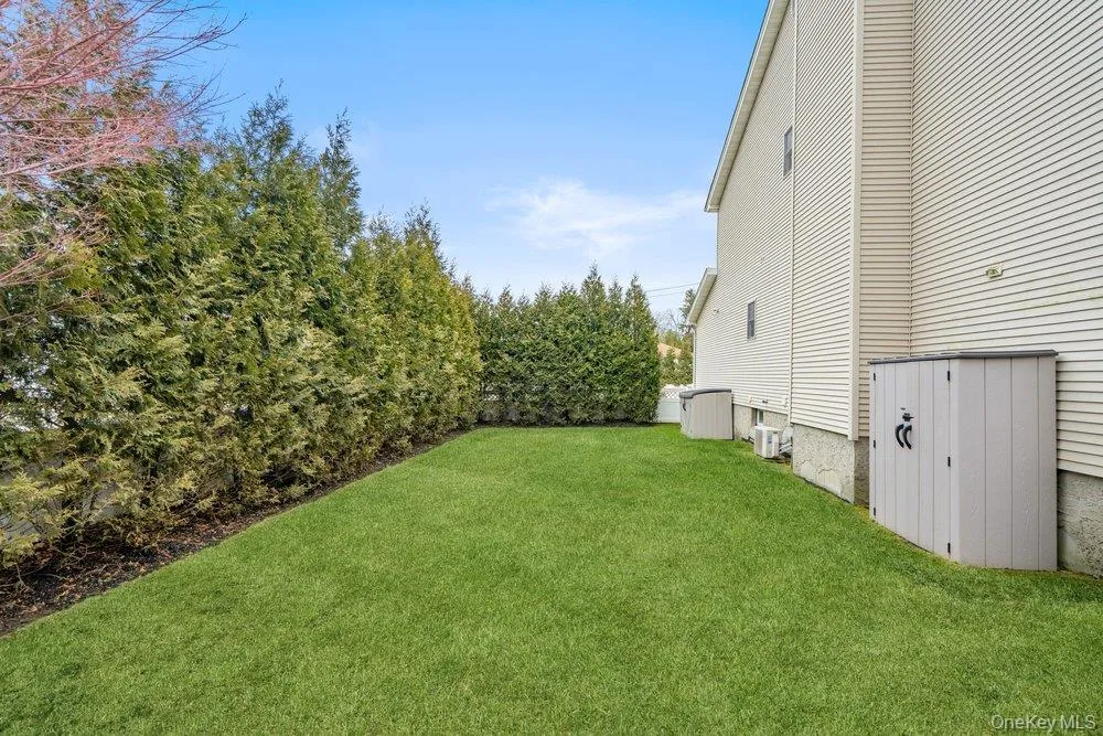 1 Fairway Drive Old Bethpage, NY 11804