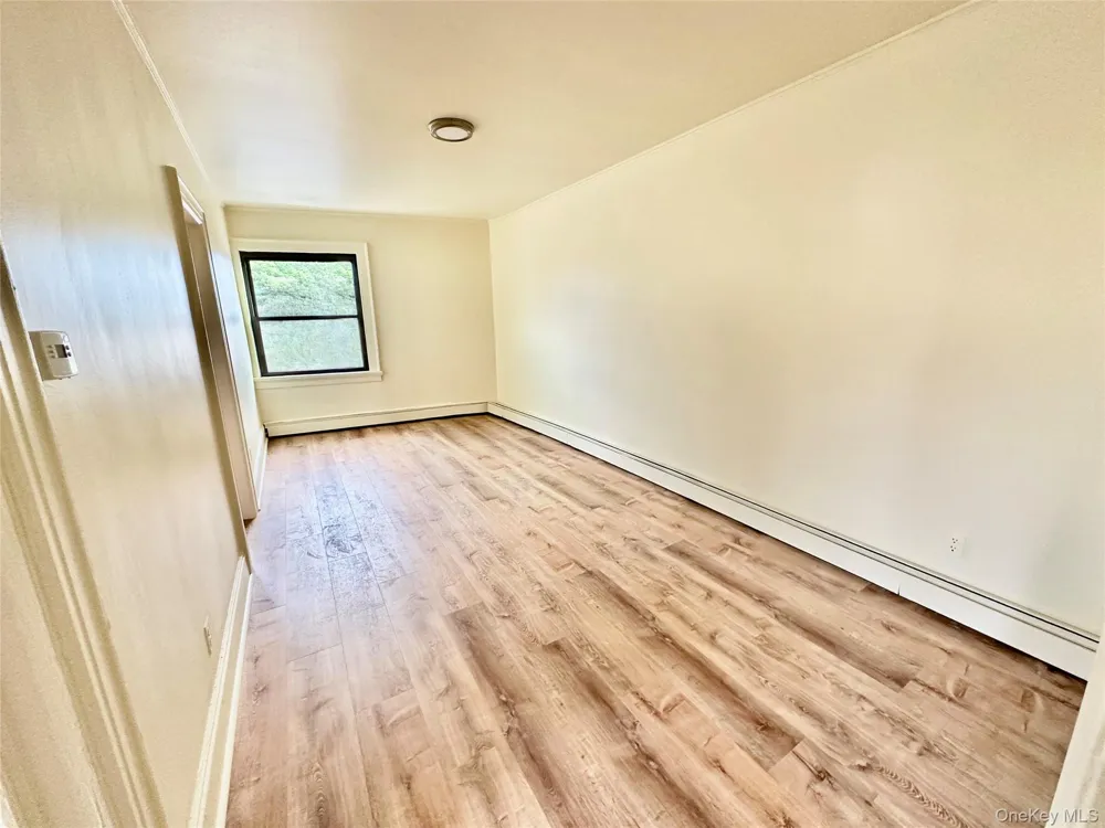 918 Hempstead Turnpike #6 Franklin Square, NY 11010